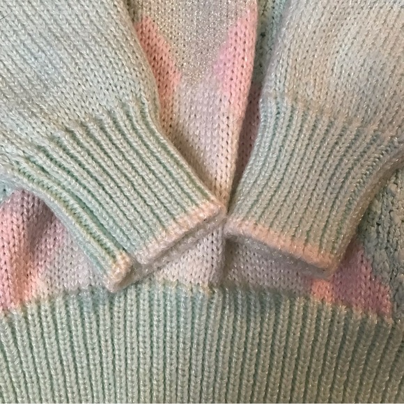 Vintage Jocelyn Smith pastel sweater size medium - Picture 6 of 6